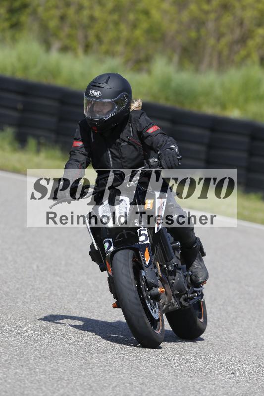 /Archiv-2025/09 22.04.2025 Cornu Master School ADR/gruen-vert/25